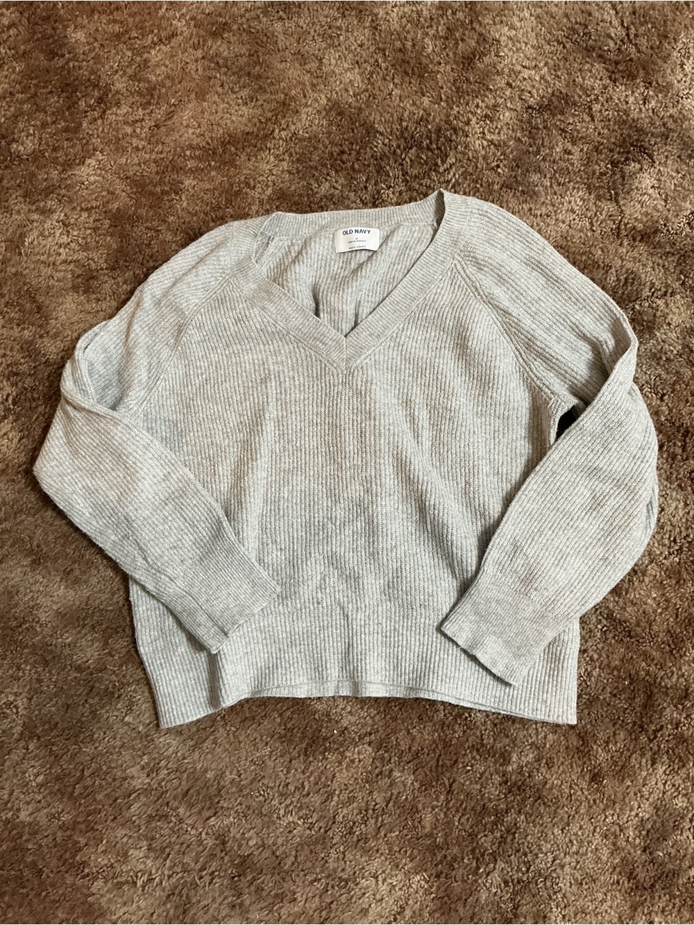 Old Navy Women's Light Gray Ribbed V-Neck Sweater